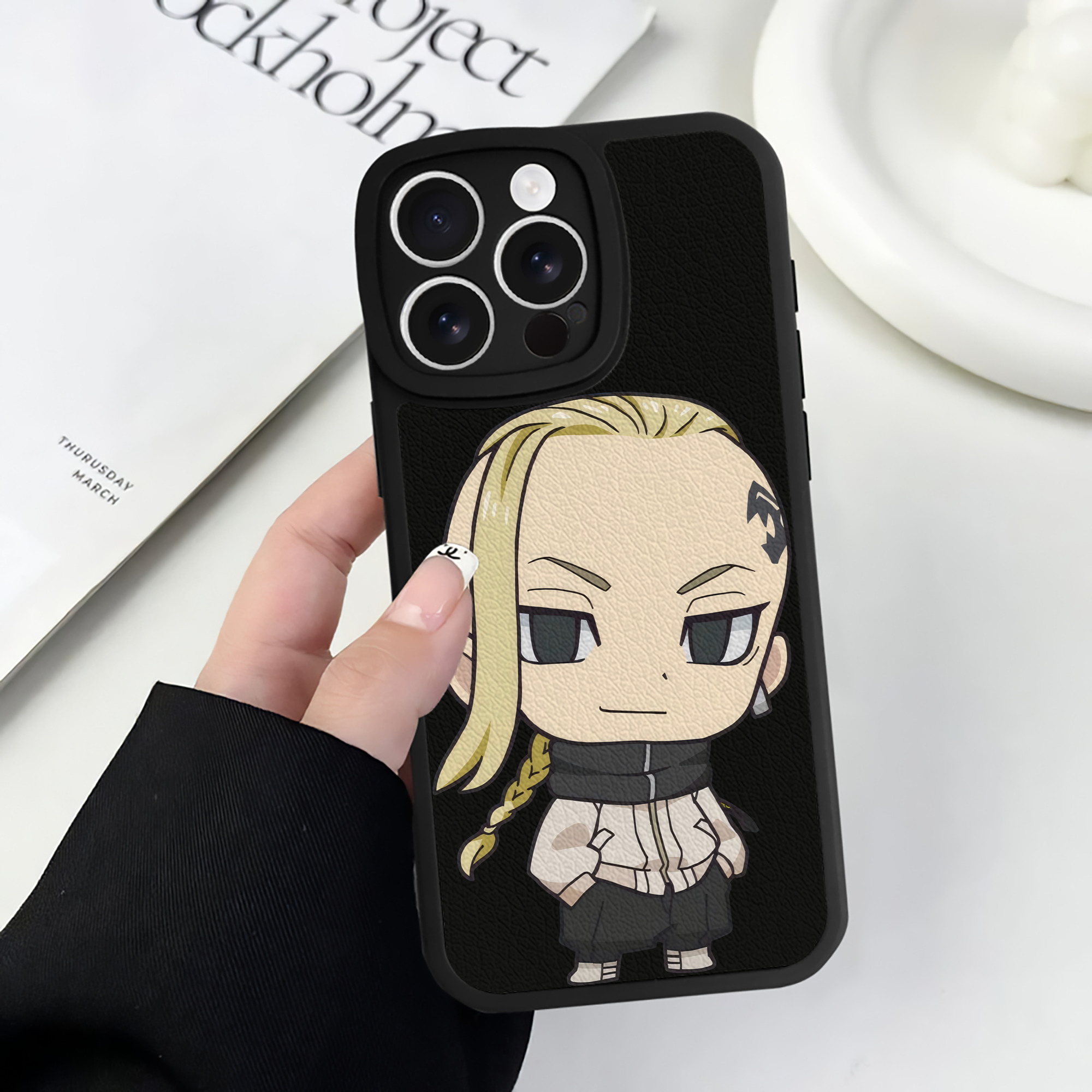 （画像用） 東京リベンジャーズ Tokyo Revengers 【iPhone 16シリーズ対応】シリコンスマホケース（レザー調） 材質：シリコン